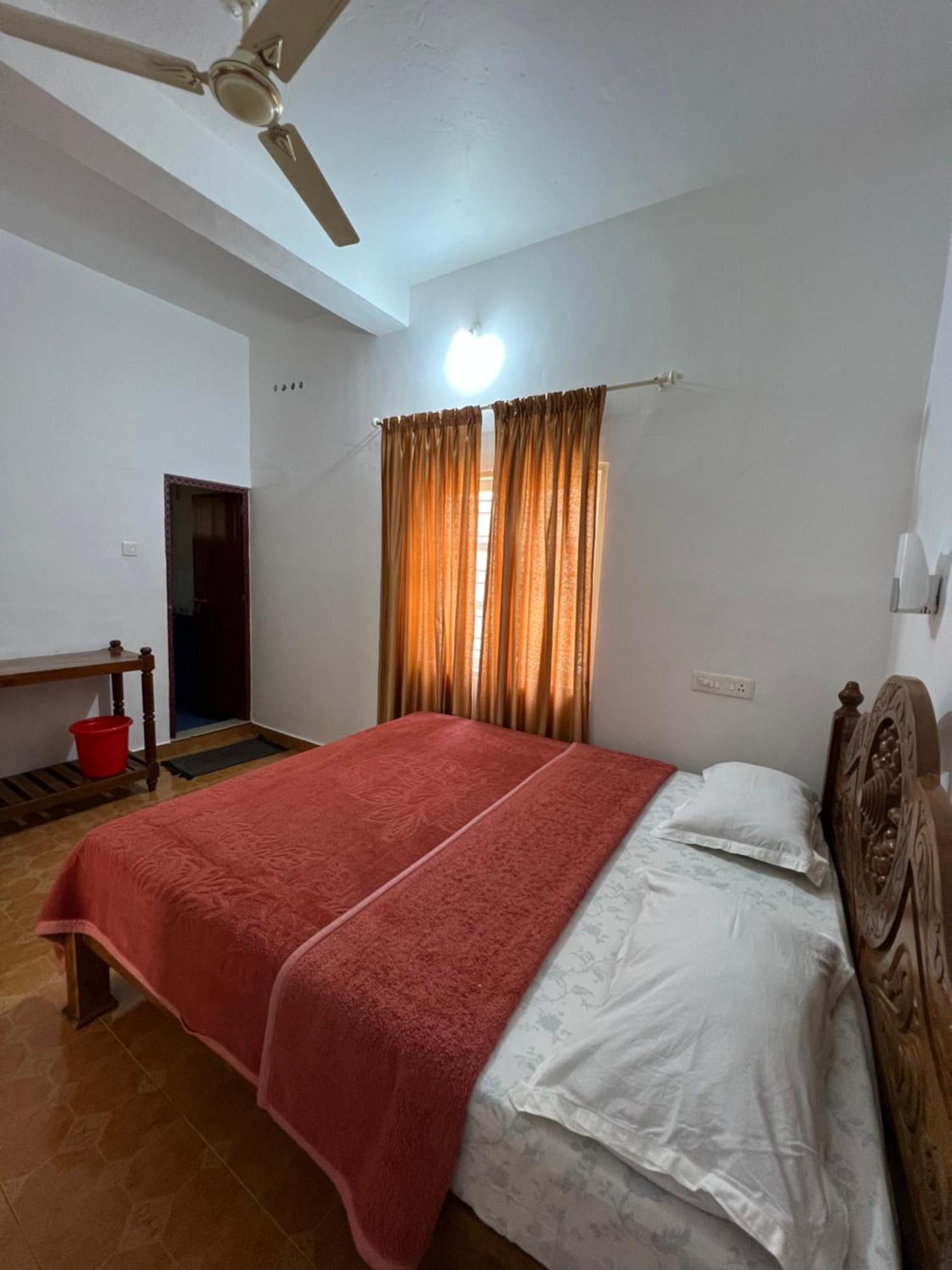 Tranquilou Homestay Текади Екстериор снимка