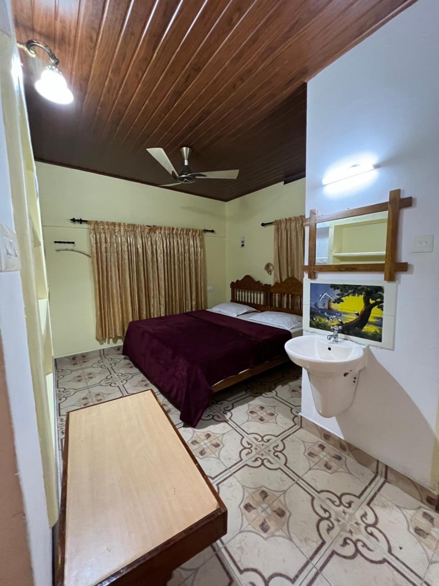 Tranquilou Homestay Текади Екстериор снимка