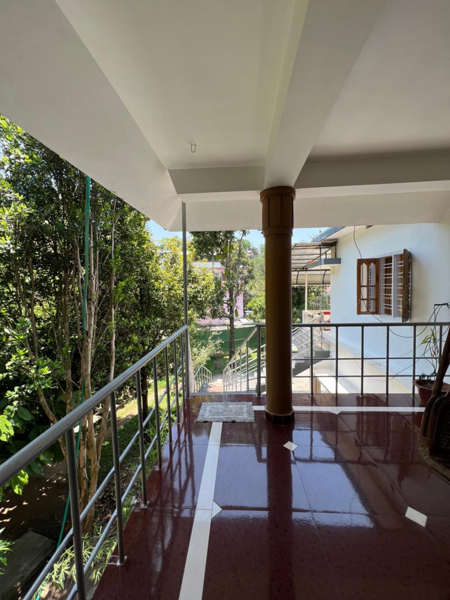 Tranquilou Homestay Текади Екстериор снимка